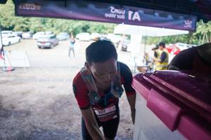 BIB: 
                            <button type="button" onclick="openModal(28159078)" class="btn btn-primary btn-sm float-right btn-popup" data-toggle="modal" data-target=".modal-high-quality">
                        <i class="fas fa-shopping-cart"></i> Add to Cart
                    </button>
                                            <button type="button" onclick="isThisMe(28159078, true)" class="btn btn-success btn-sm float-right btn-popup btn-isme hidden" data-toggle="tooltip" data-placement="bottom" title="นี่คือรูปของคุณใช่ไหม คลิกที่นี่เพื่อเอาเข้าอัลบั้ม">
                        <i class="fas fa-plus"></i> Add to album
                    </button>
                    <button type="button" onclick="isThisMe(28159078, false)" class="btn btn-warning btn-sm float-right btn-popup btn-isnotme hidden">
                        <i class="fas fa-ban"></i> Remove from album
                    </button>